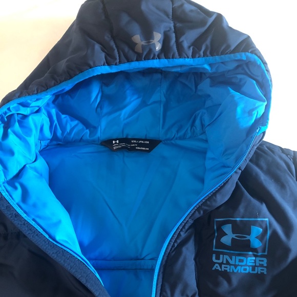 Under Amour Down Filled Coat with Hood - Picture 2 of 2